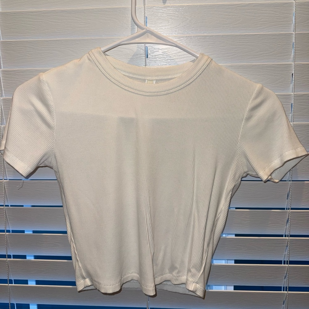 SKIMS Ribbed Short-Sleeve Crop Tee in White